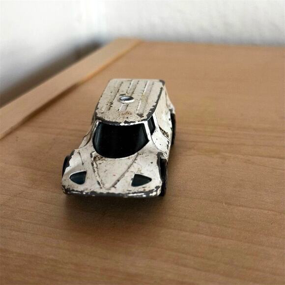 Vintage 70s Corgi Juniors Healer Wheeler Die Cast Ambulance Car White - Picture 2 of 6